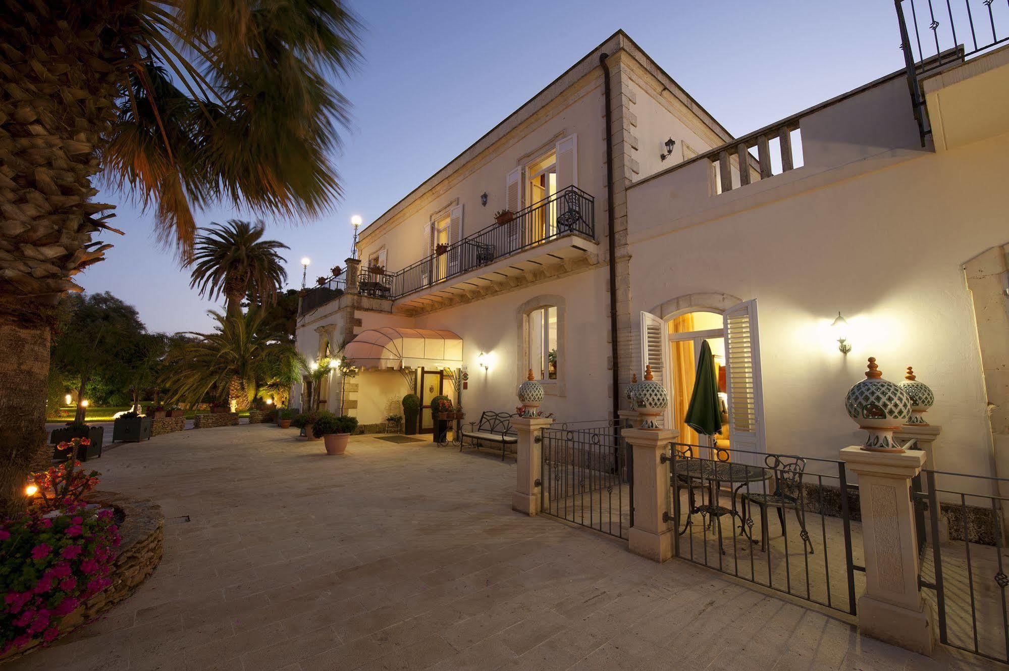 Charme Hotel Villa Principe Fitalia Fanusa Exterior photo
